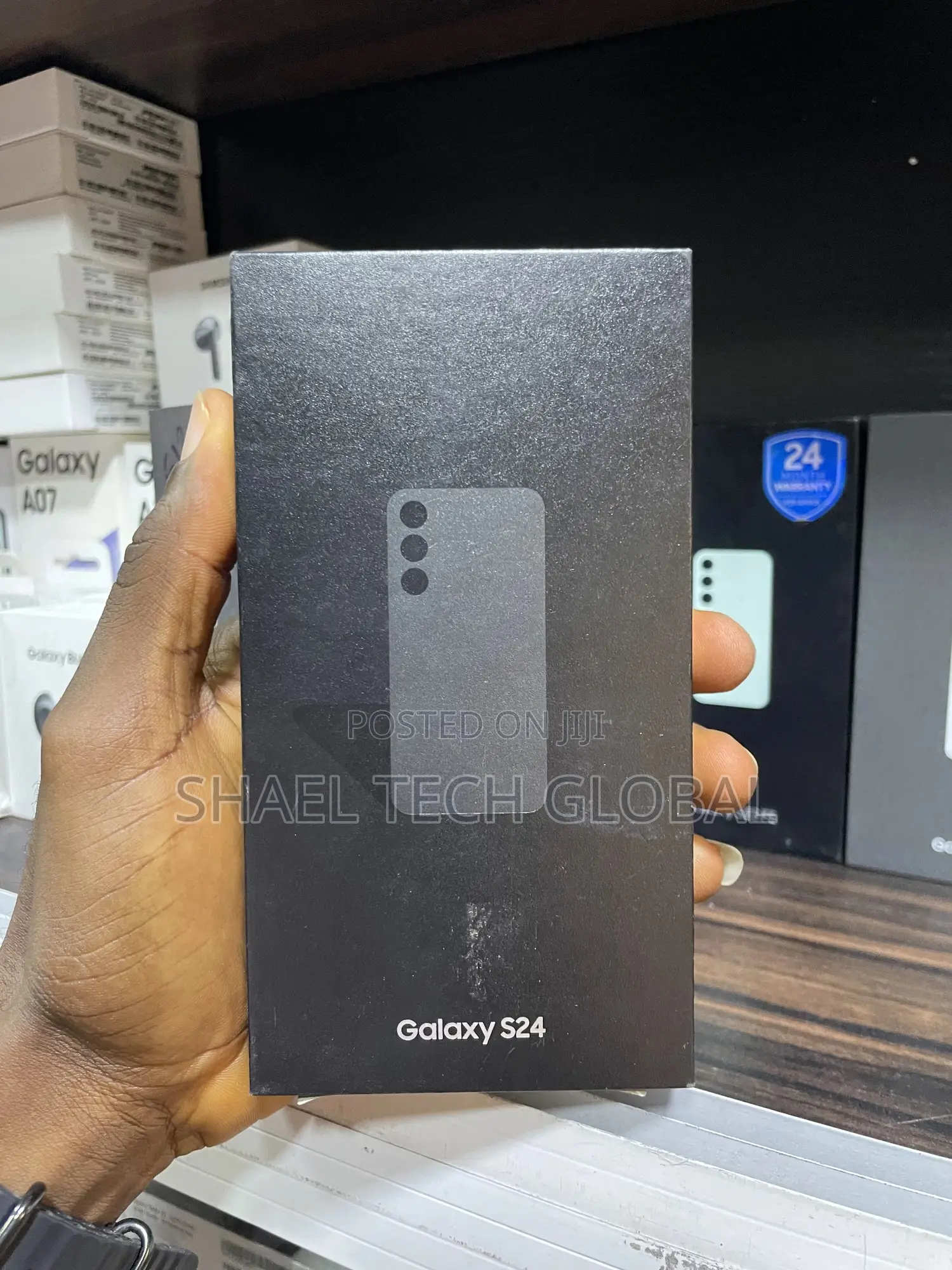 New Samsung Galaxy S24 256 GB