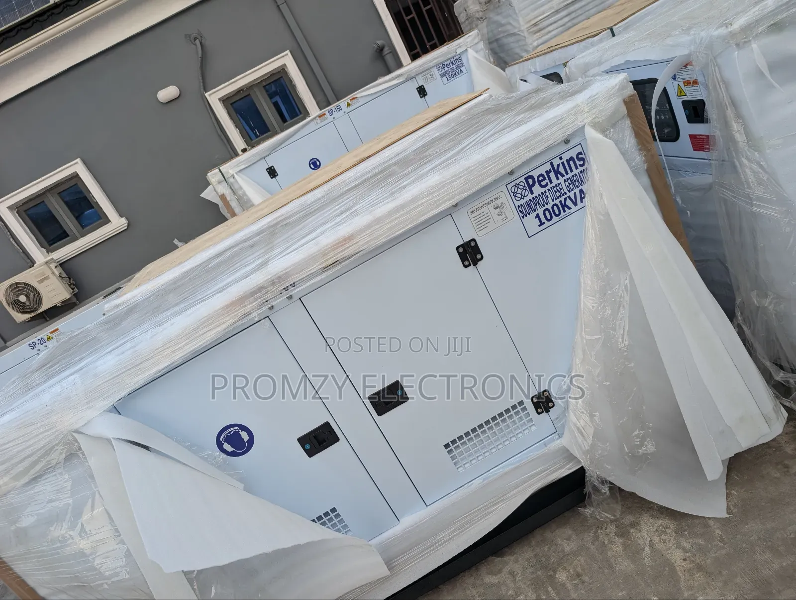 Sp100kva Perkins Diesel Soundproof Generator 2years Wty