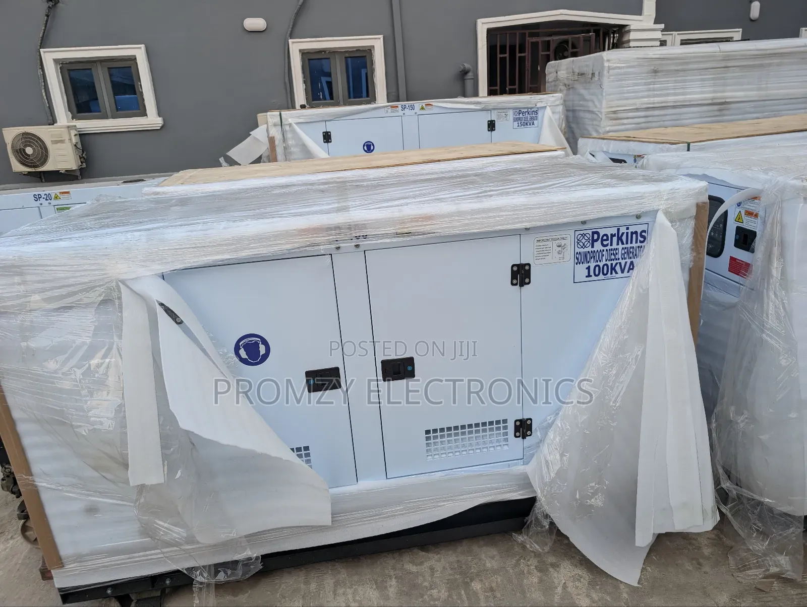 100kva Perkins Diesel Soundproof Generator 2years Wty