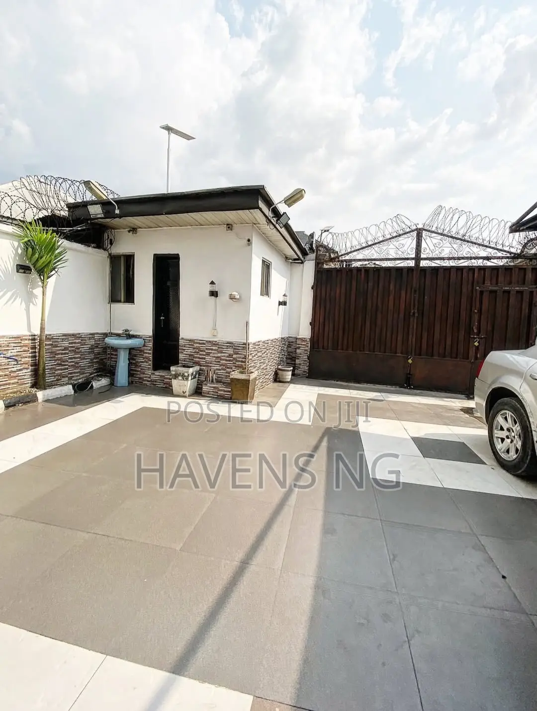 Furnished 5bdrm Duplex in Obio-Akpor for sale