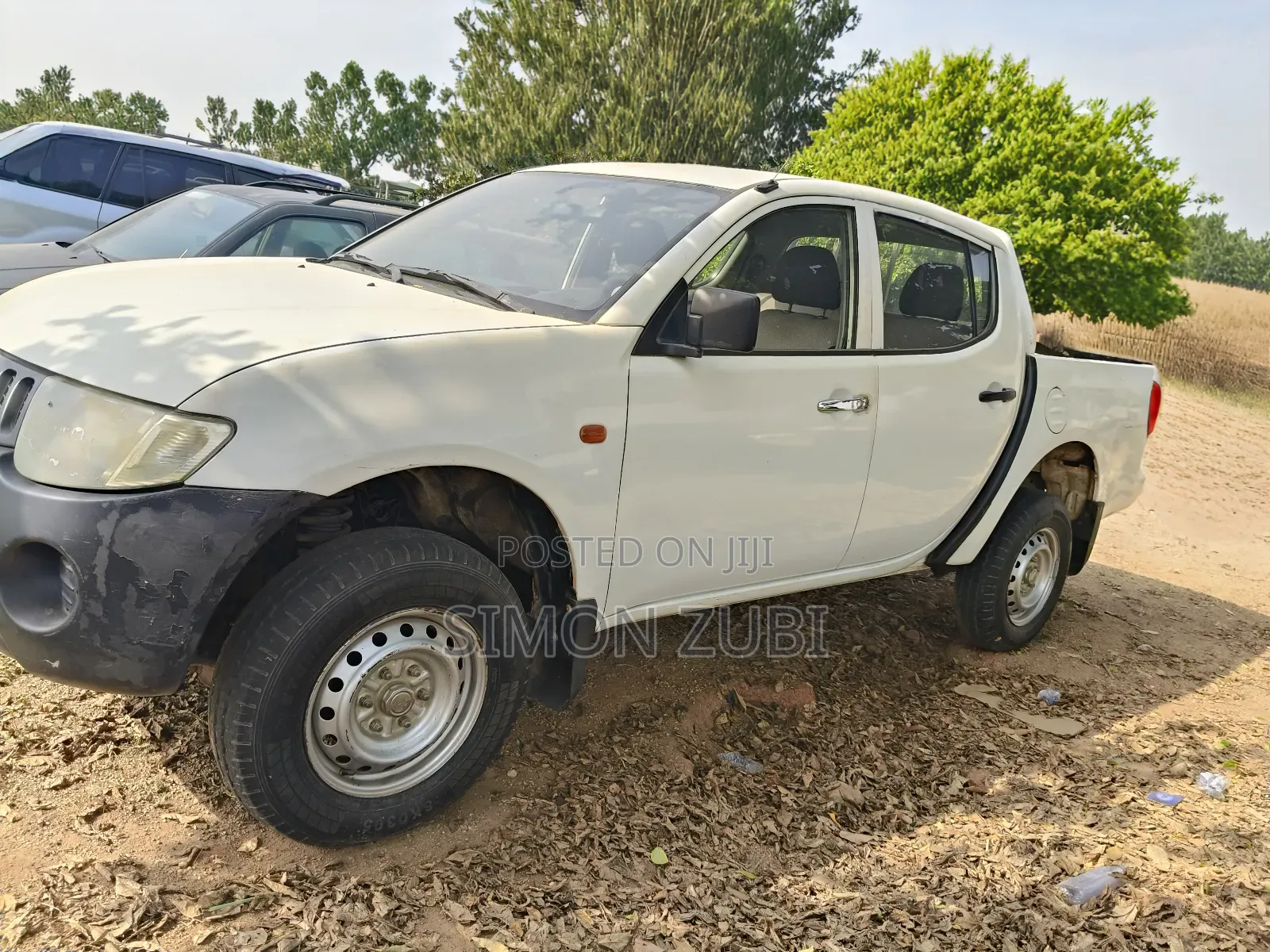 Mitsubishi L200 2014 White