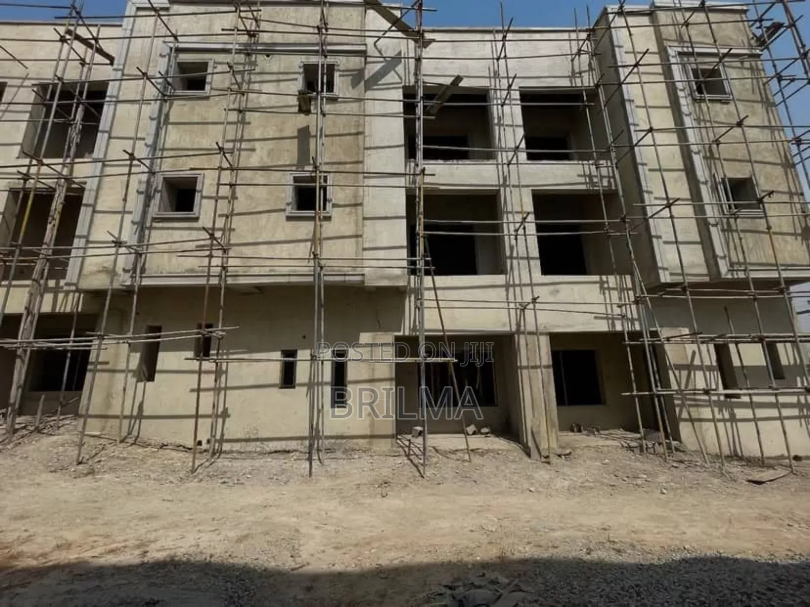 4bedrooms Terrace Duplex With Bq in Jahi