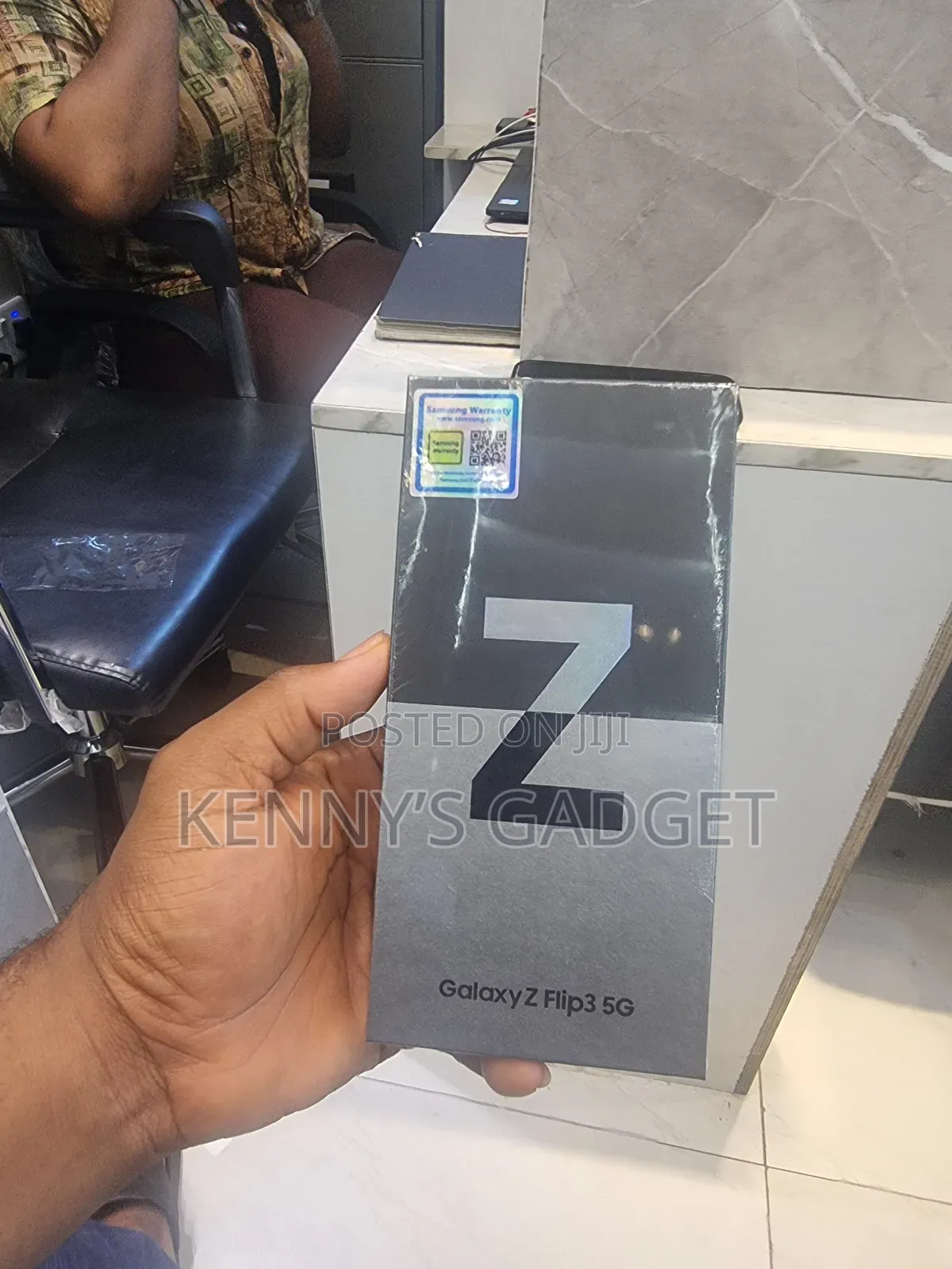 New Samsung Galaxy Z Flip 3 256 GB
