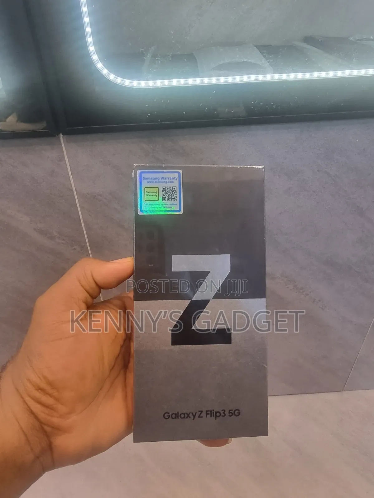 New Samsung Galaxy Z Flip 3 128 GB Black