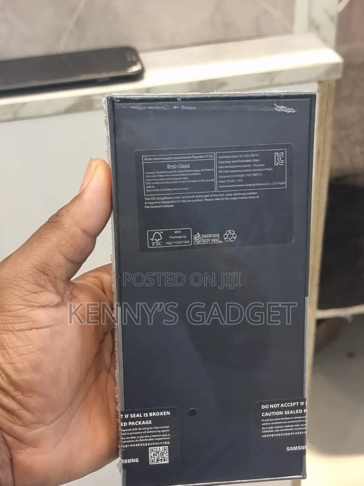 New Samsung Galaxy Z Flip 3 128 GB Black