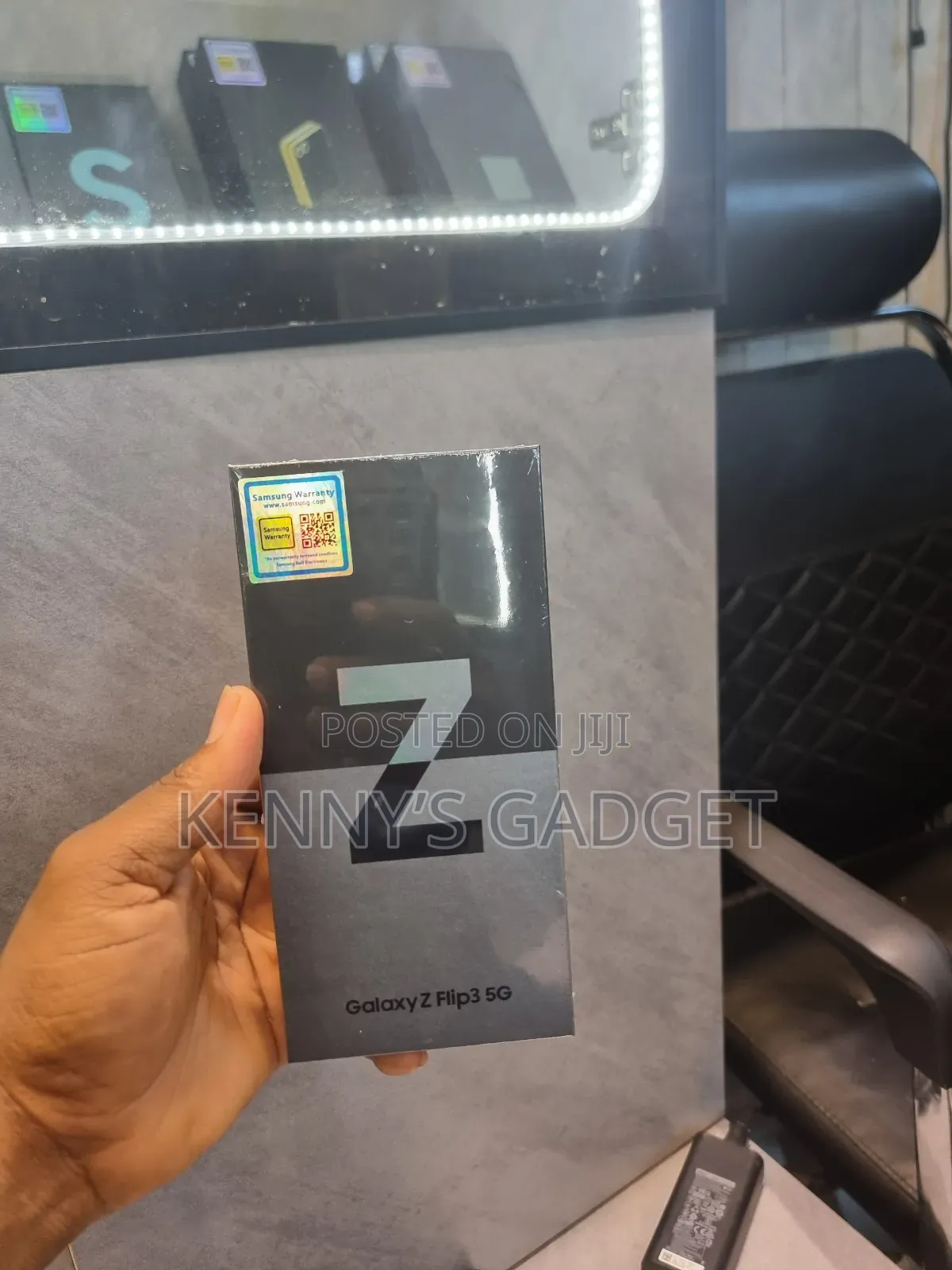 New Samsung Galaxy Z Flip 3 128 GB Silver