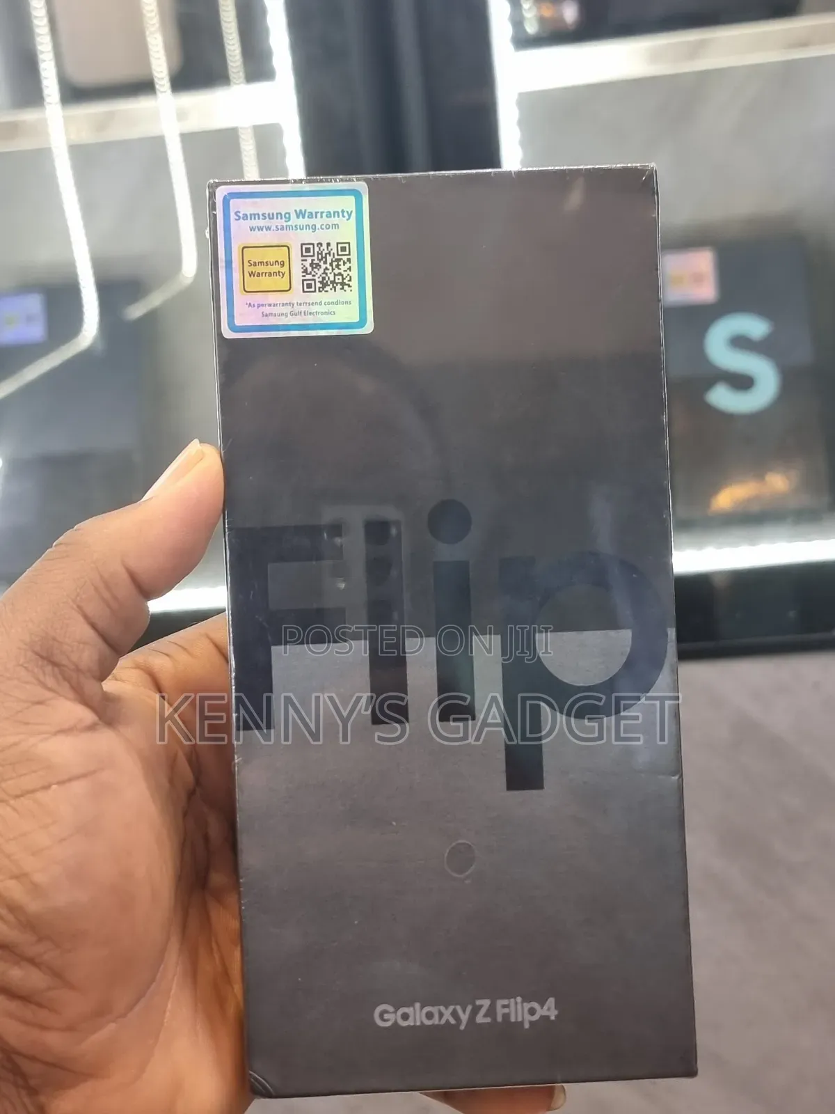New Samsung Galaxy Z Flip4 256 GB Pink