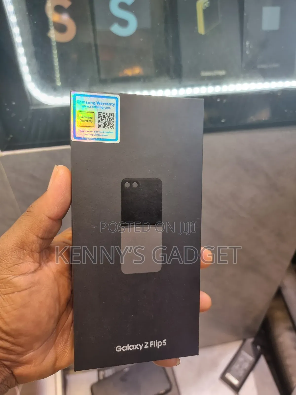 New Samsung Galaxy Z Flip5 256 GB Silver