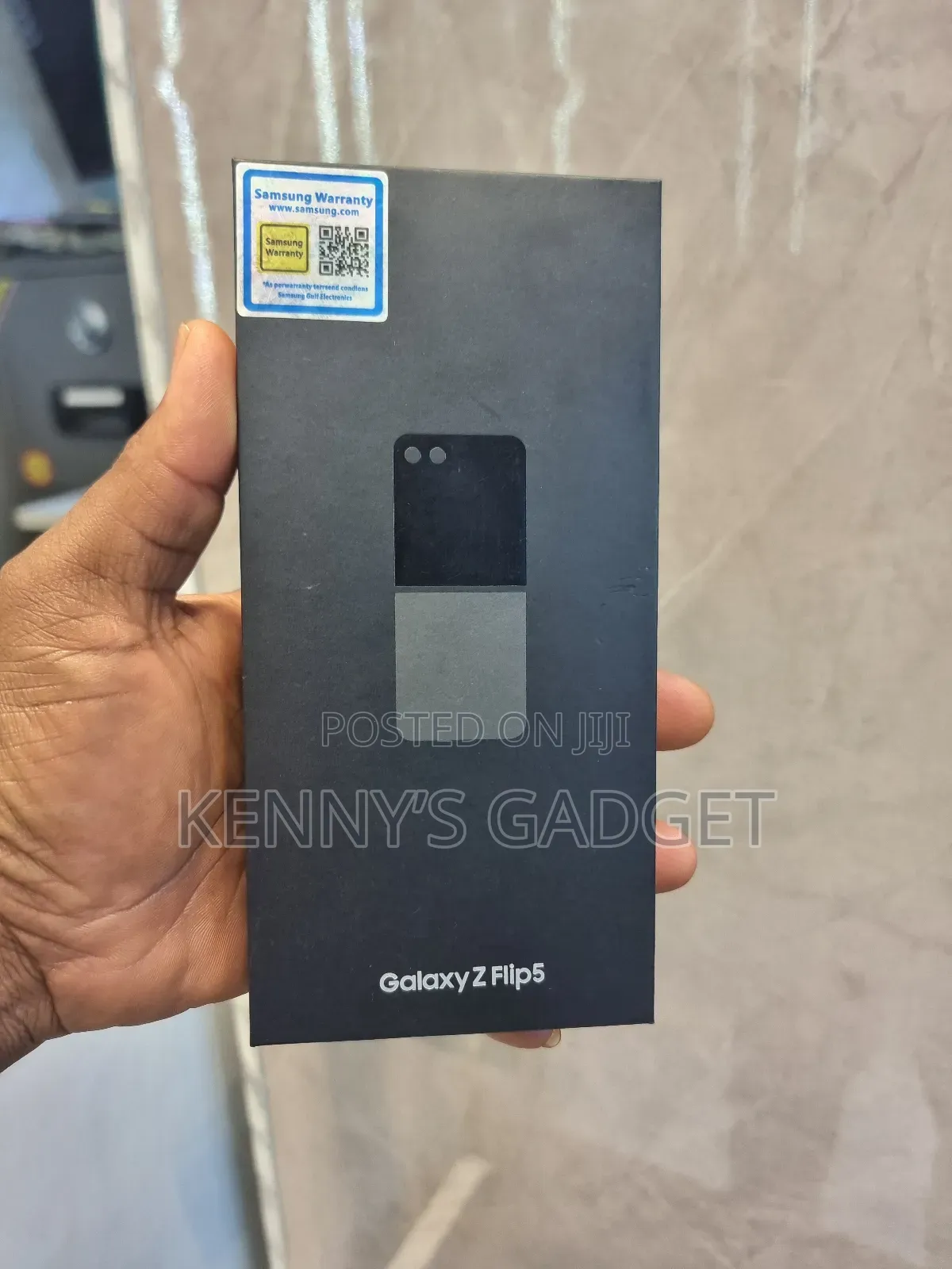 New Samsung Galaxy Z Flip5 256 GB Silver