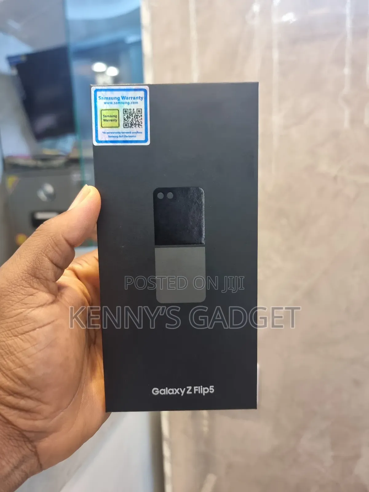 New Samsung Galaxy Z Flip5 256 GB Silver
