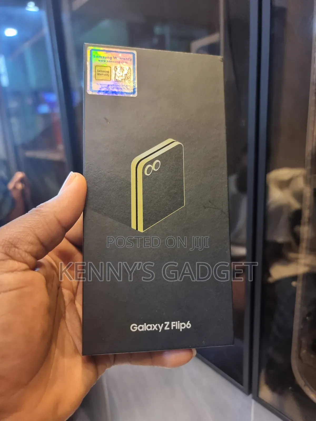 New Samsung Galaxy Z Flip6 256 GB Yellow