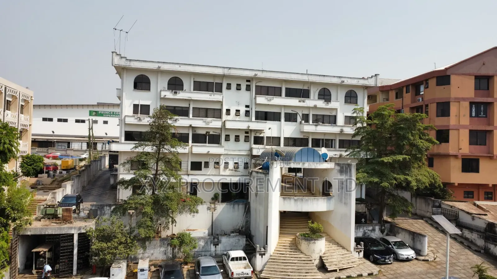 Corporate Building on 6,000 SQM in Zone 4