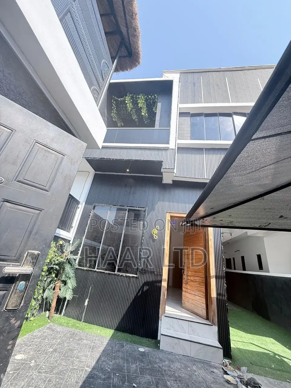 4bdrm Duplex in Ikota for rent