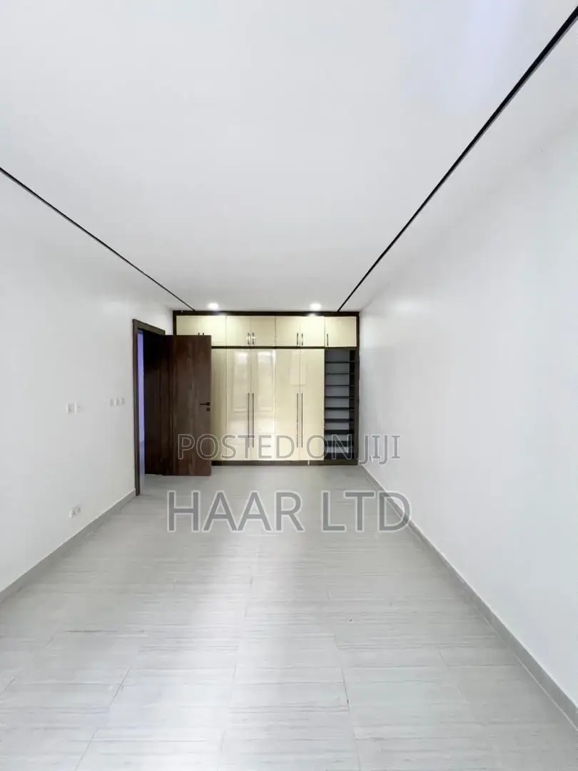 2bdrm Apartment in Ikate for sale