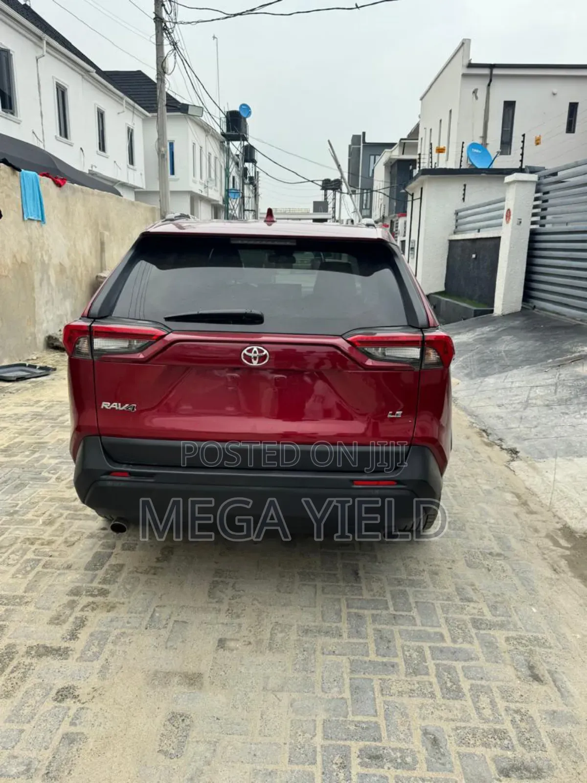 Toyota RAV4 LE 2022 Red