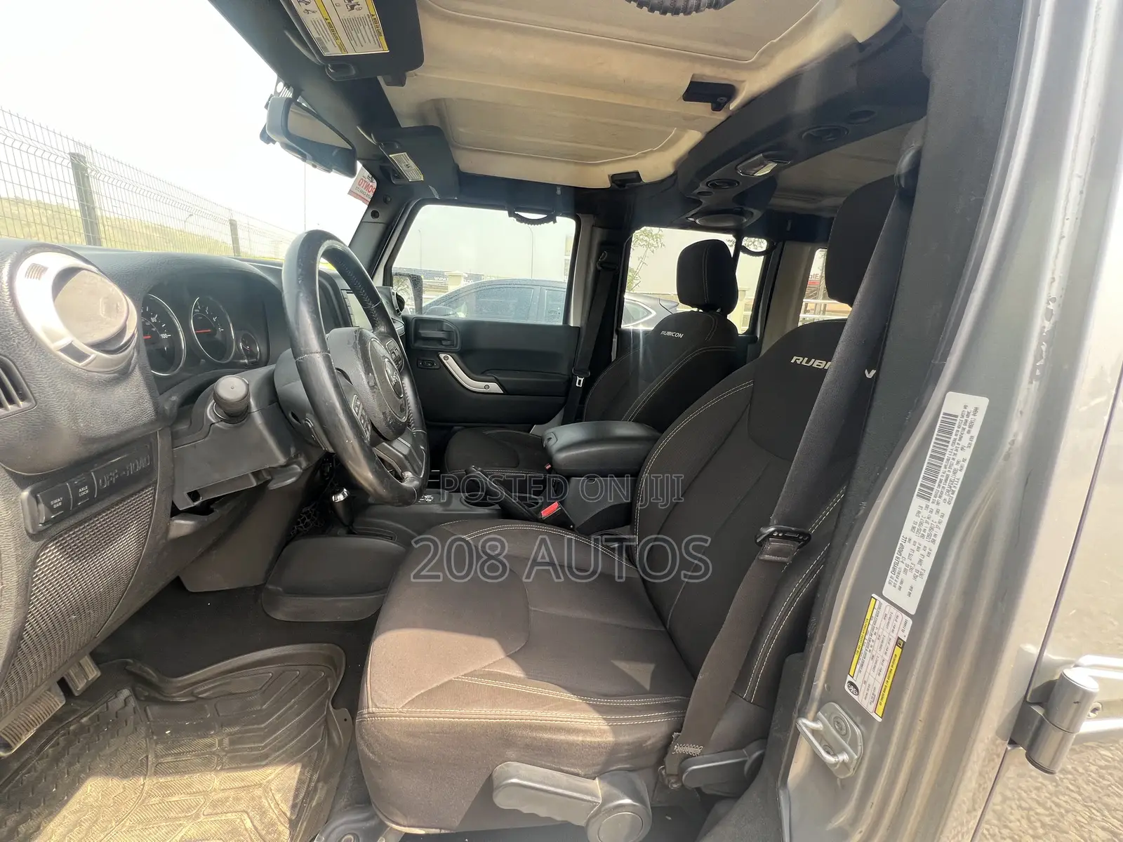 Jeep Wrangler Unlimited Rubicon 4dr SUV 4WD (3.6L 6cyl 6M) 2014 Silver