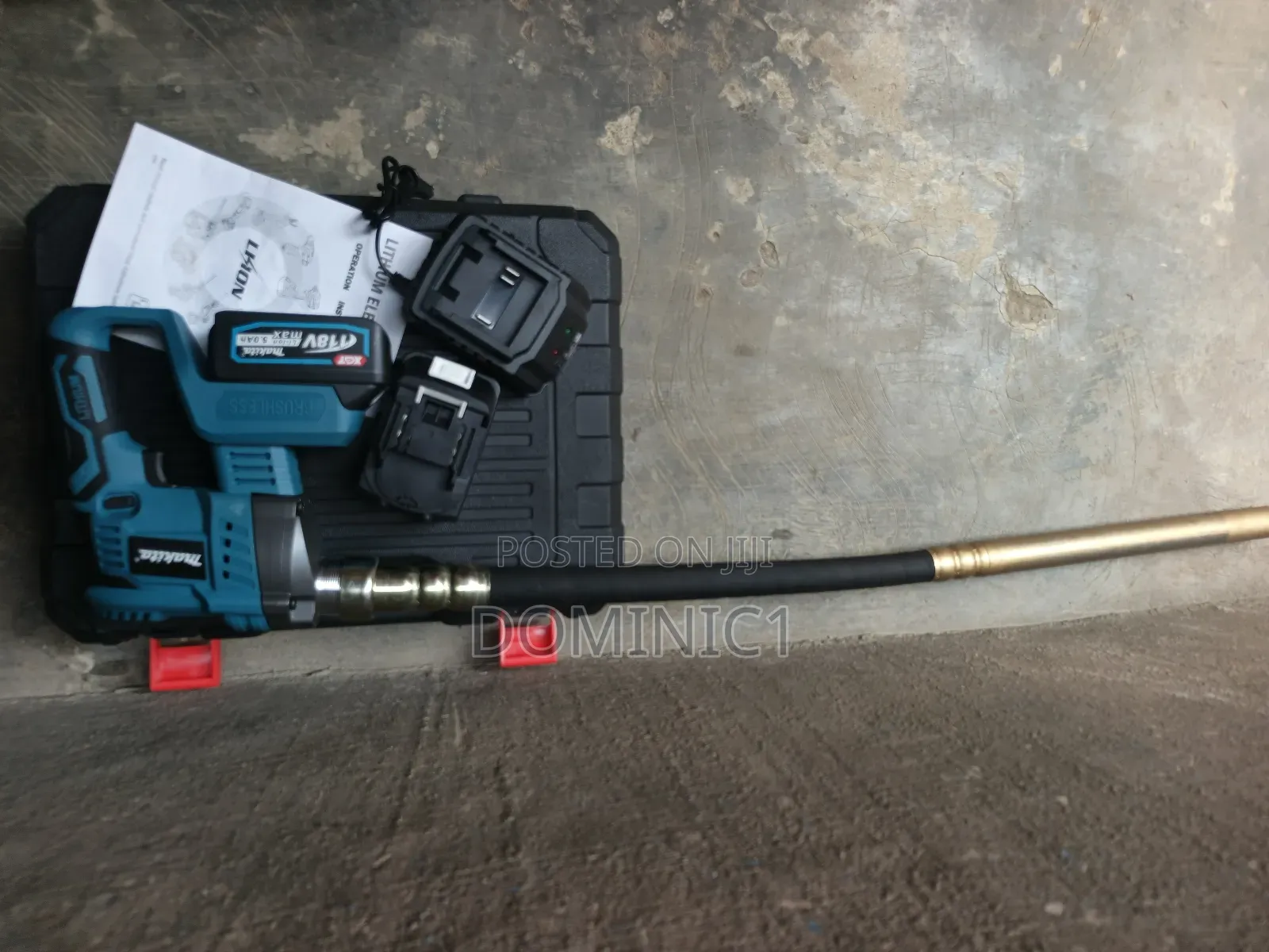 Cordless Concrete Vibrator Makita 118v Batteries