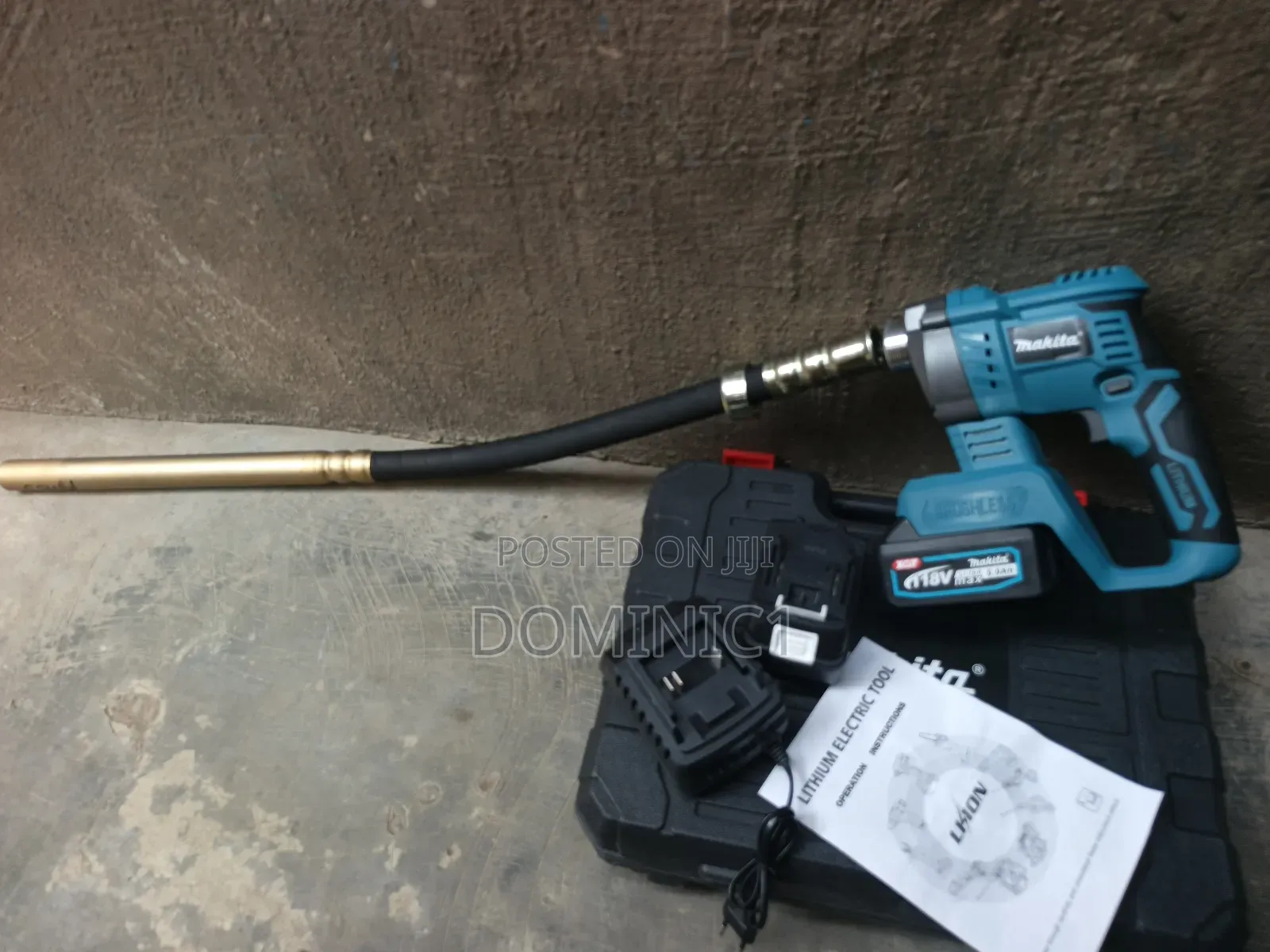 Concrete Vibrator Makita 118v Batteries.