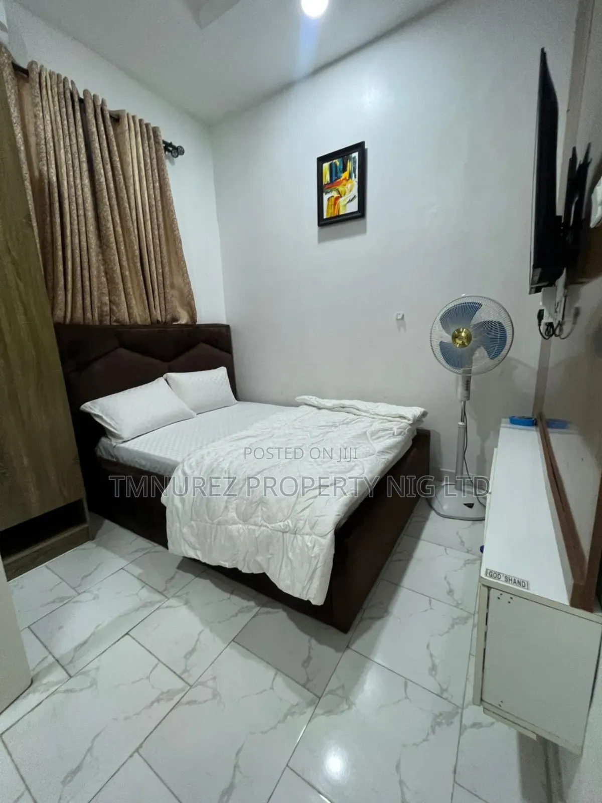 4bdrm Duplex in Orchild Road, Chevron for rent