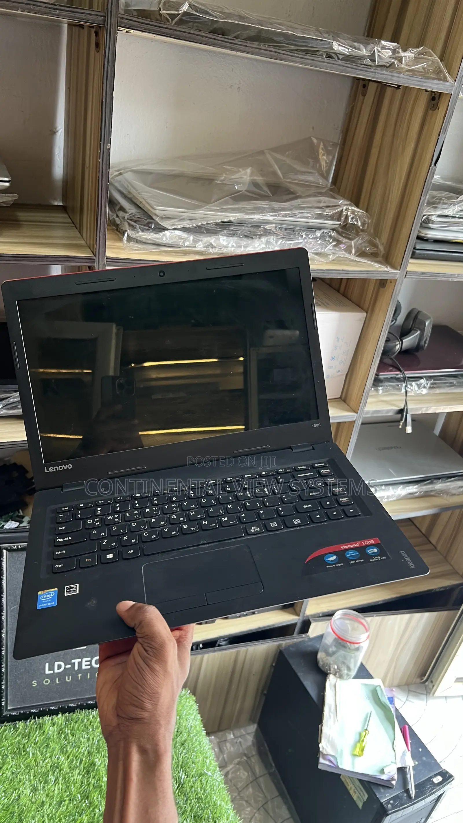Laptop Lenovo IdeaPad 100 2GB Intel Pentium SSD 60GB