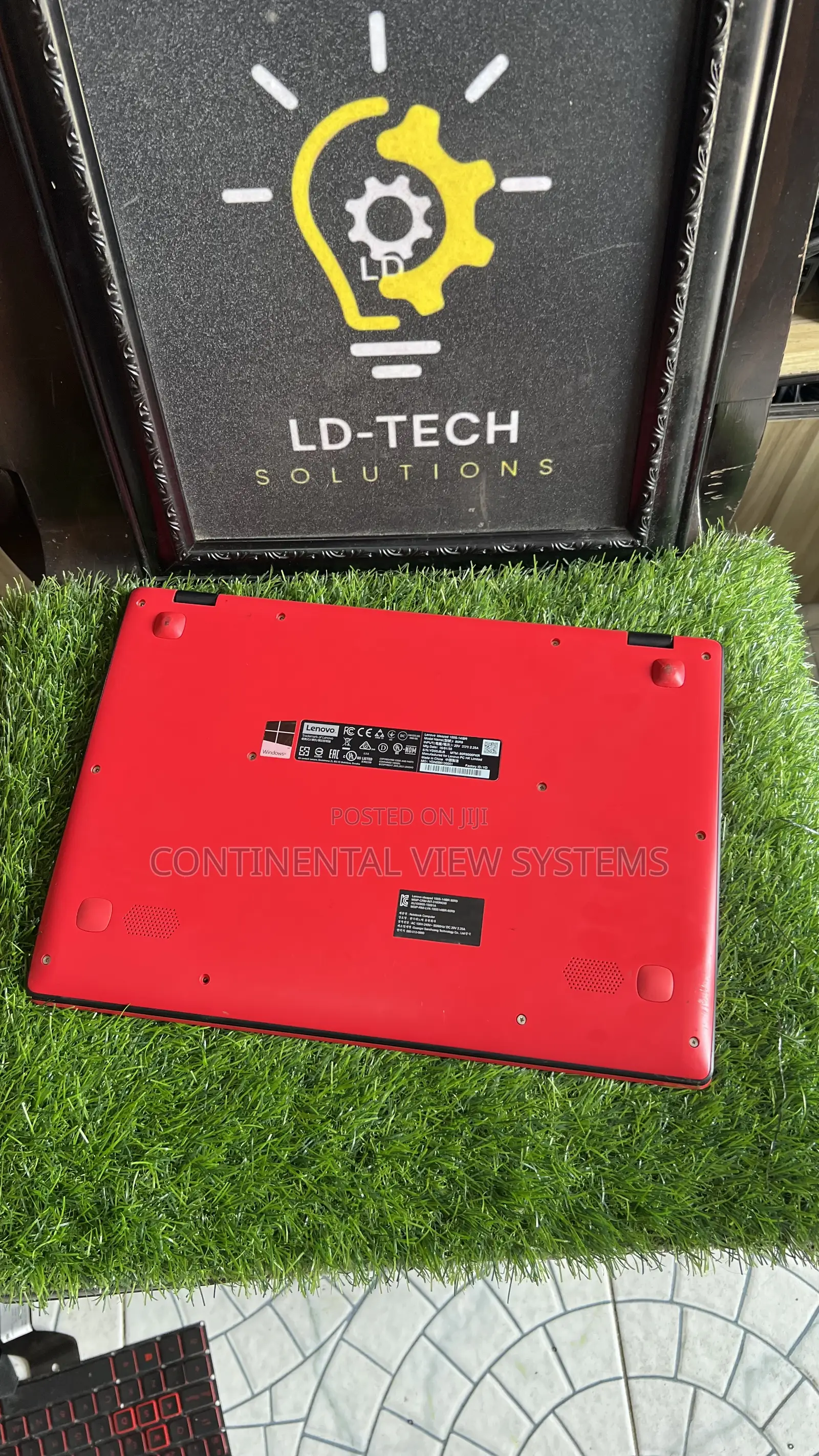 Laptop Lenovo IdeaPad 100 2GB Intel Pentium SSD 60GB