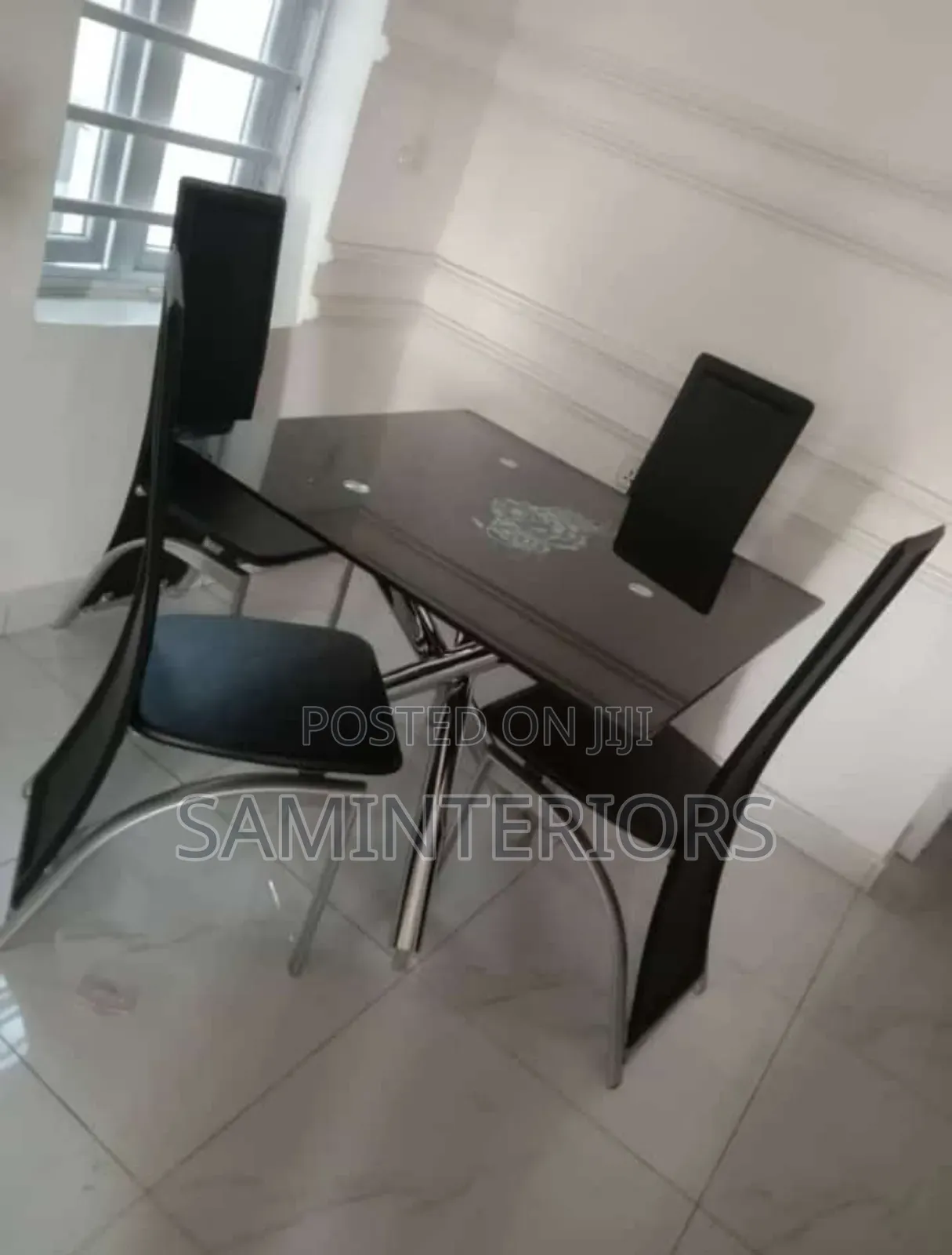 Affordable and Durable Dining by 4