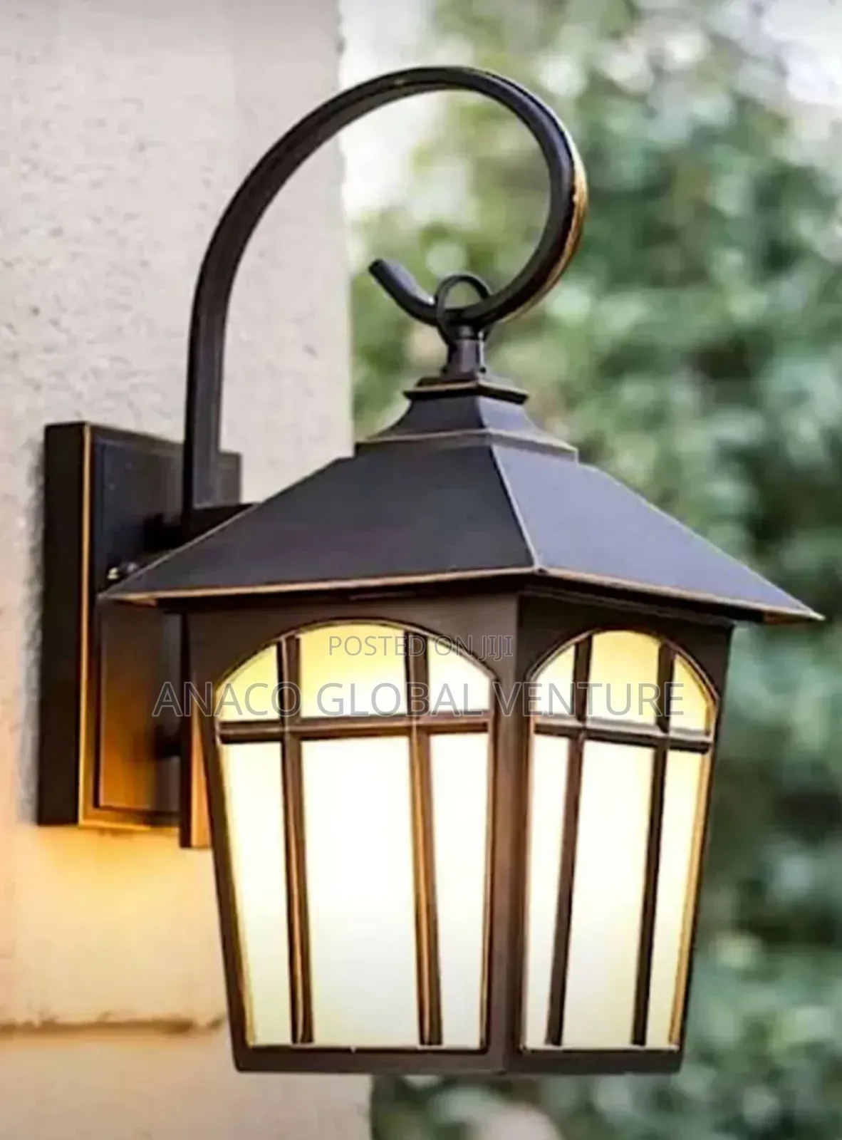 Classic Wall Light Cast Body With Bulb