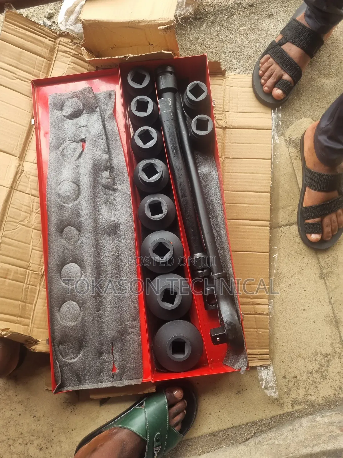 Heavy-Duty Impact Socket Wrench Set.