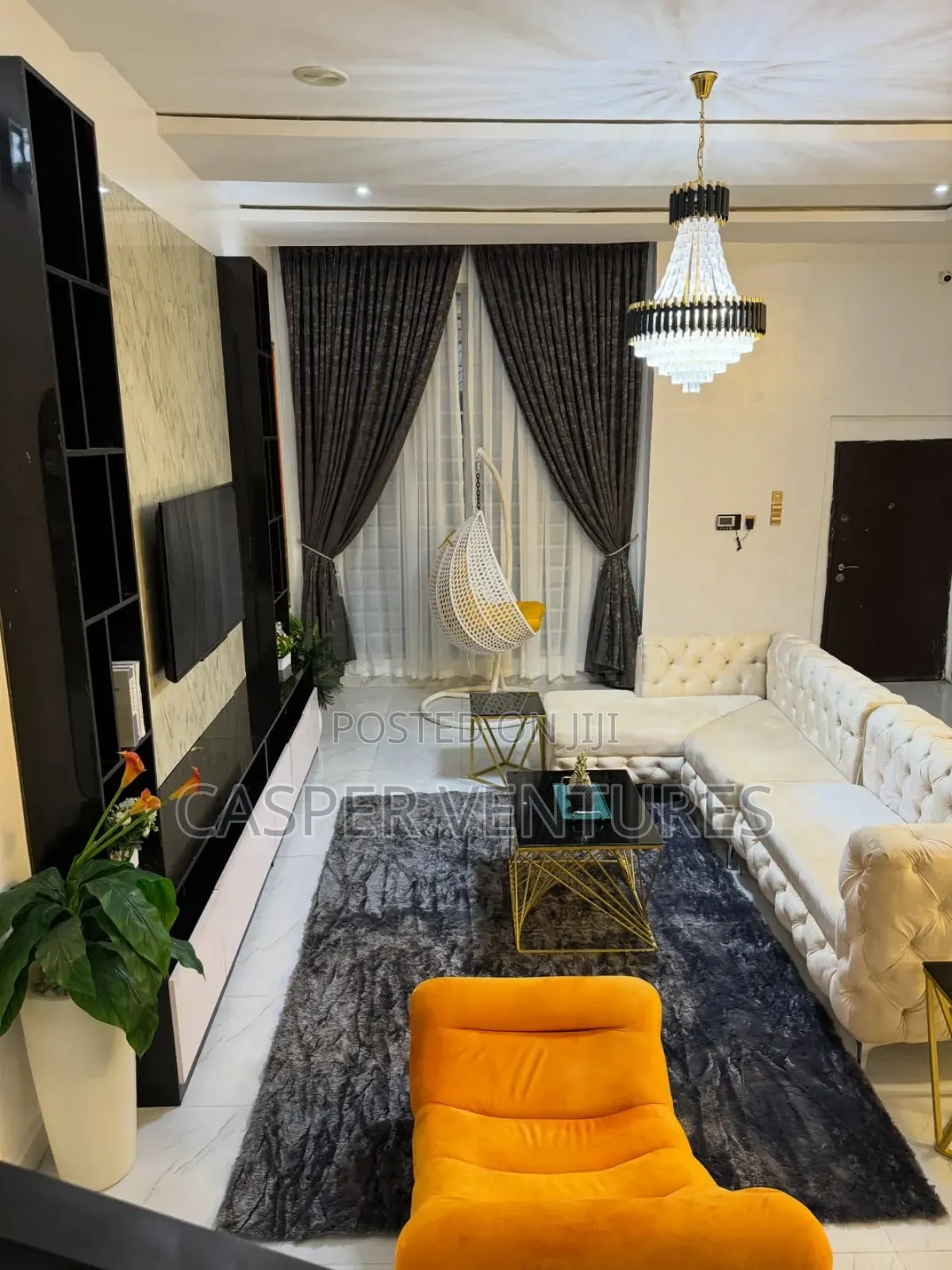Sparking Cozy Monthly Apartment