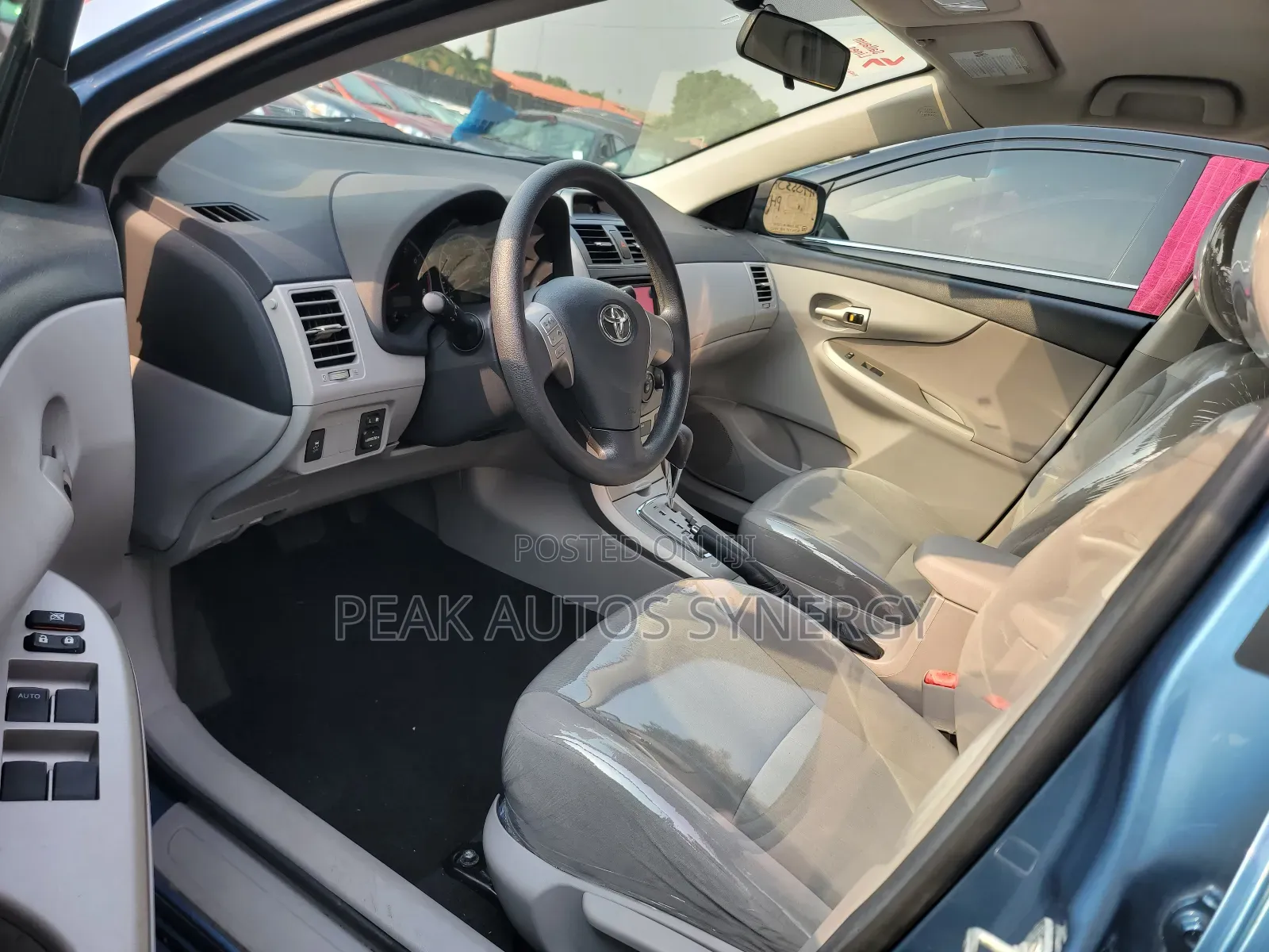 Toyota Corolla LE Special Edition 4dr Sedan (1.8L 4cyl 4A) 2013 Blue