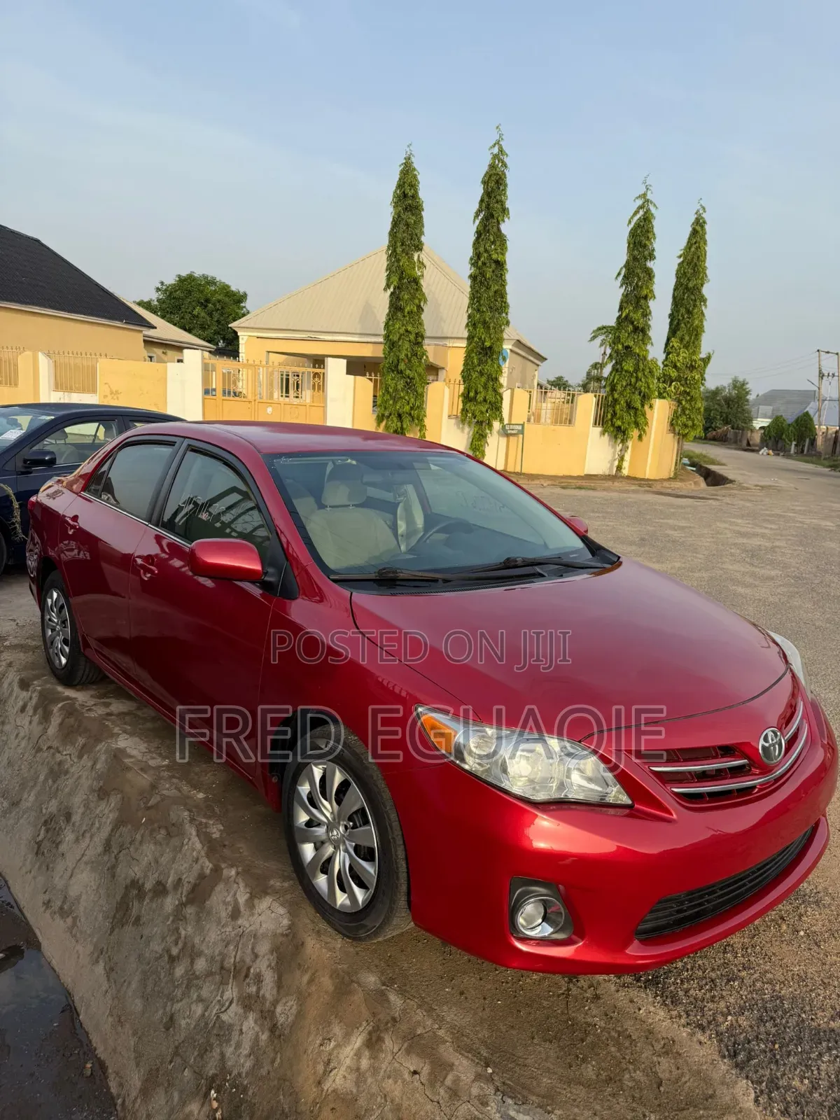 Toyota Corolla LE 4dr Sedan (1.8L 4cyl 4A) 2013 Red