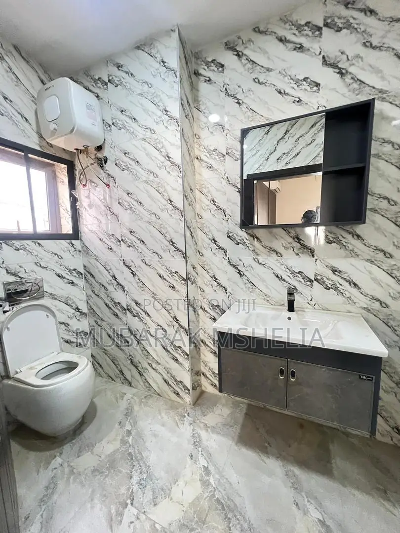 5bdrm Duplex in Guzape District for sale