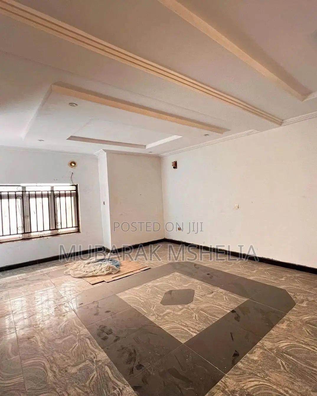 4bdrm Duplex in Durumi for sale