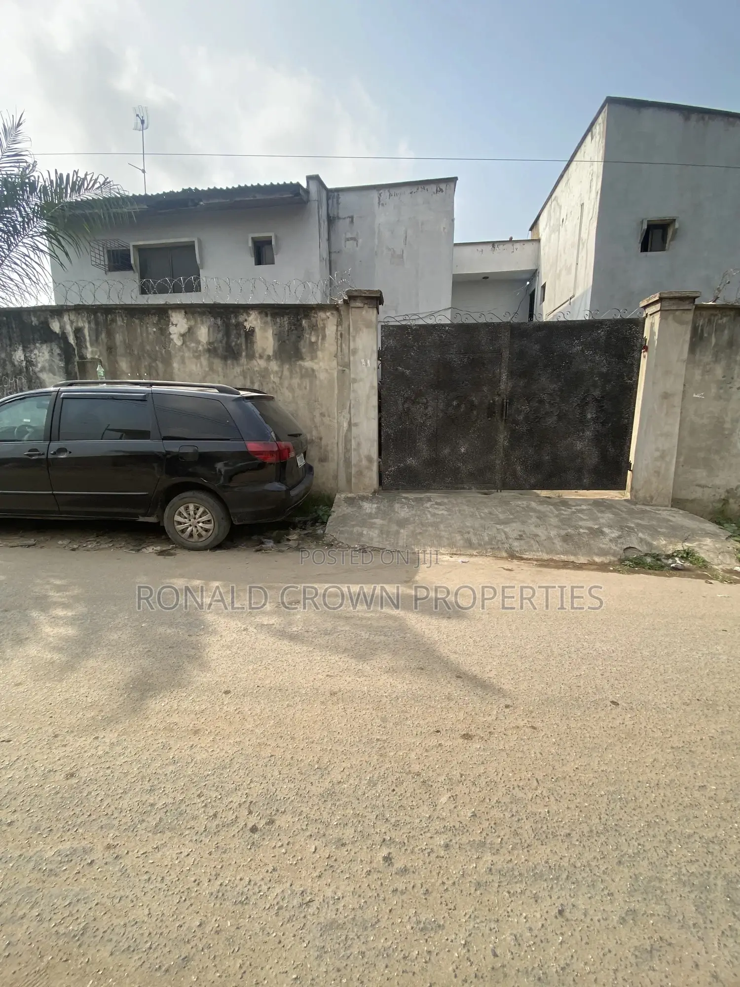 Lovely Commercial 4 Bedroom Detached House With 2 Bed at Okota Rd
