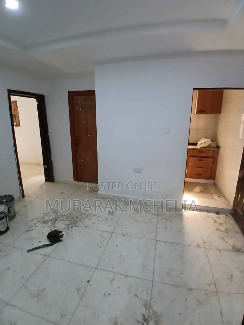 1bdrm Block of Flats in Mabushi for sale