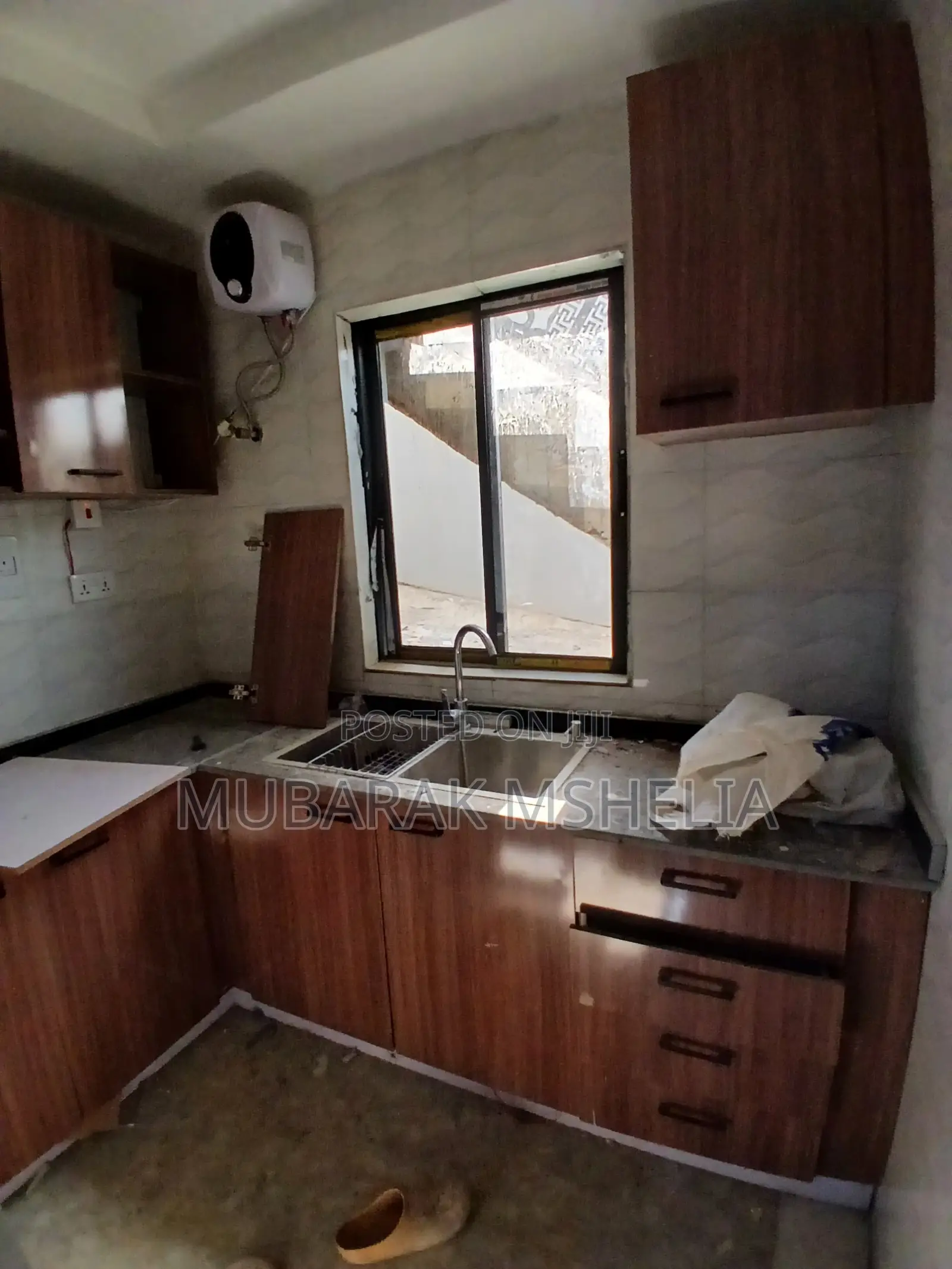 1bdrm Block of Flats in Mabushi for sale