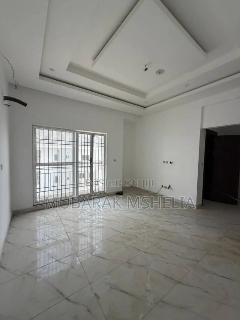 4bdrm Duplex in Jahi for sale
