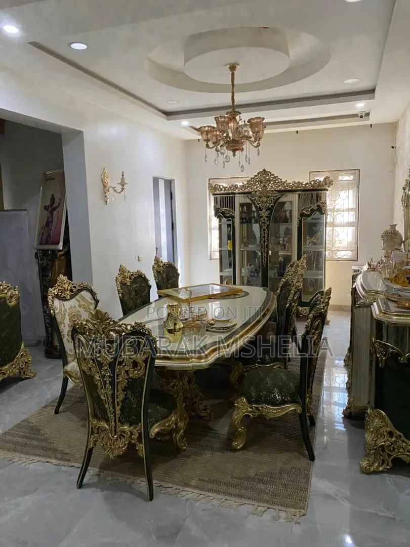 7bdrm Mansion in Katampe Extension for sale