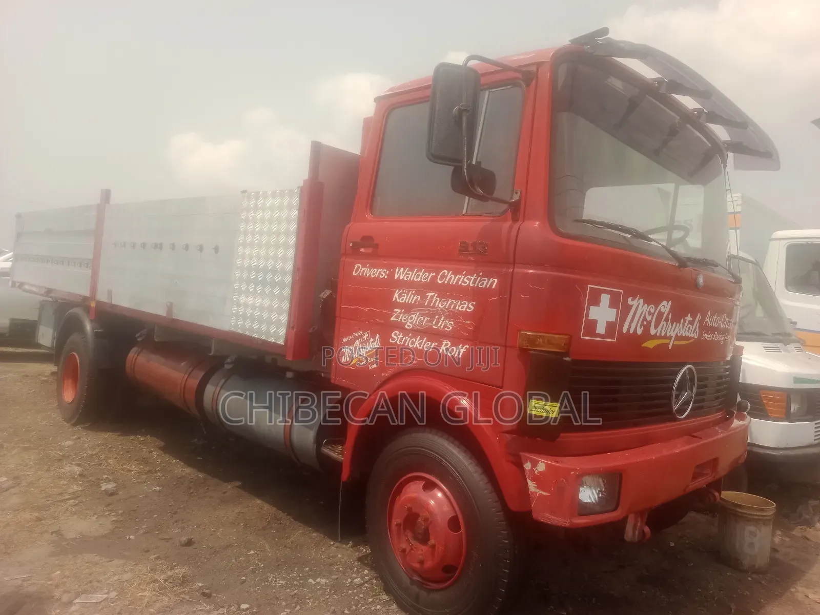 Extremely Neat 813 Pickup Truck 6 Tyres (Foreign Used)