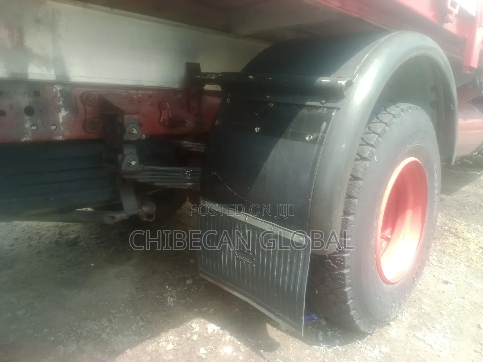 Extremely Neat 813 Pickup Truck 6 Tyres (Foreign Used)