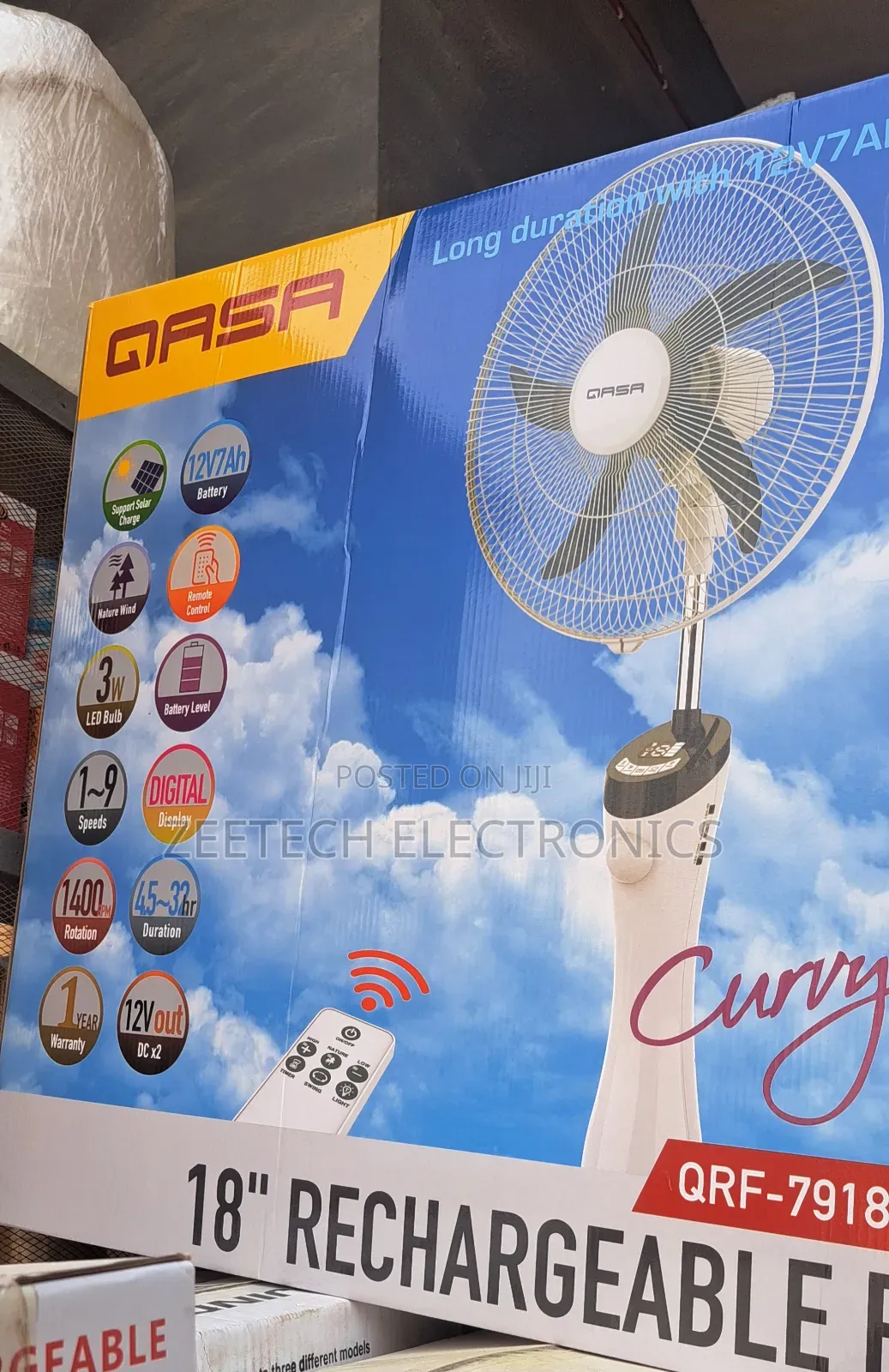 Qasa 18" Curvy Rechargeable Solar Fan