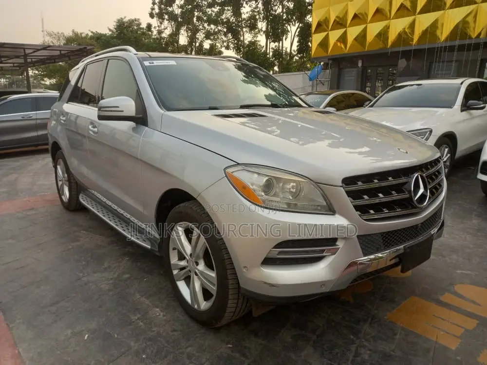 Mercedes-Benz M Class ML350 4MATIC 4dr SUV AWD (3.5L 6cyl 7A) 2014