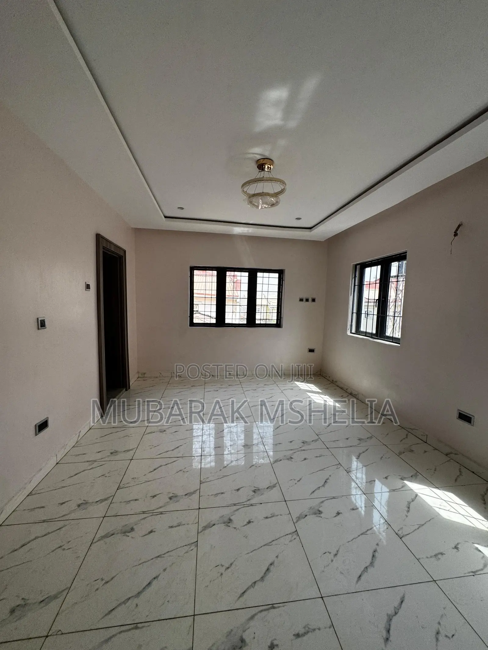 4bdrm Duplex in Kado for sale