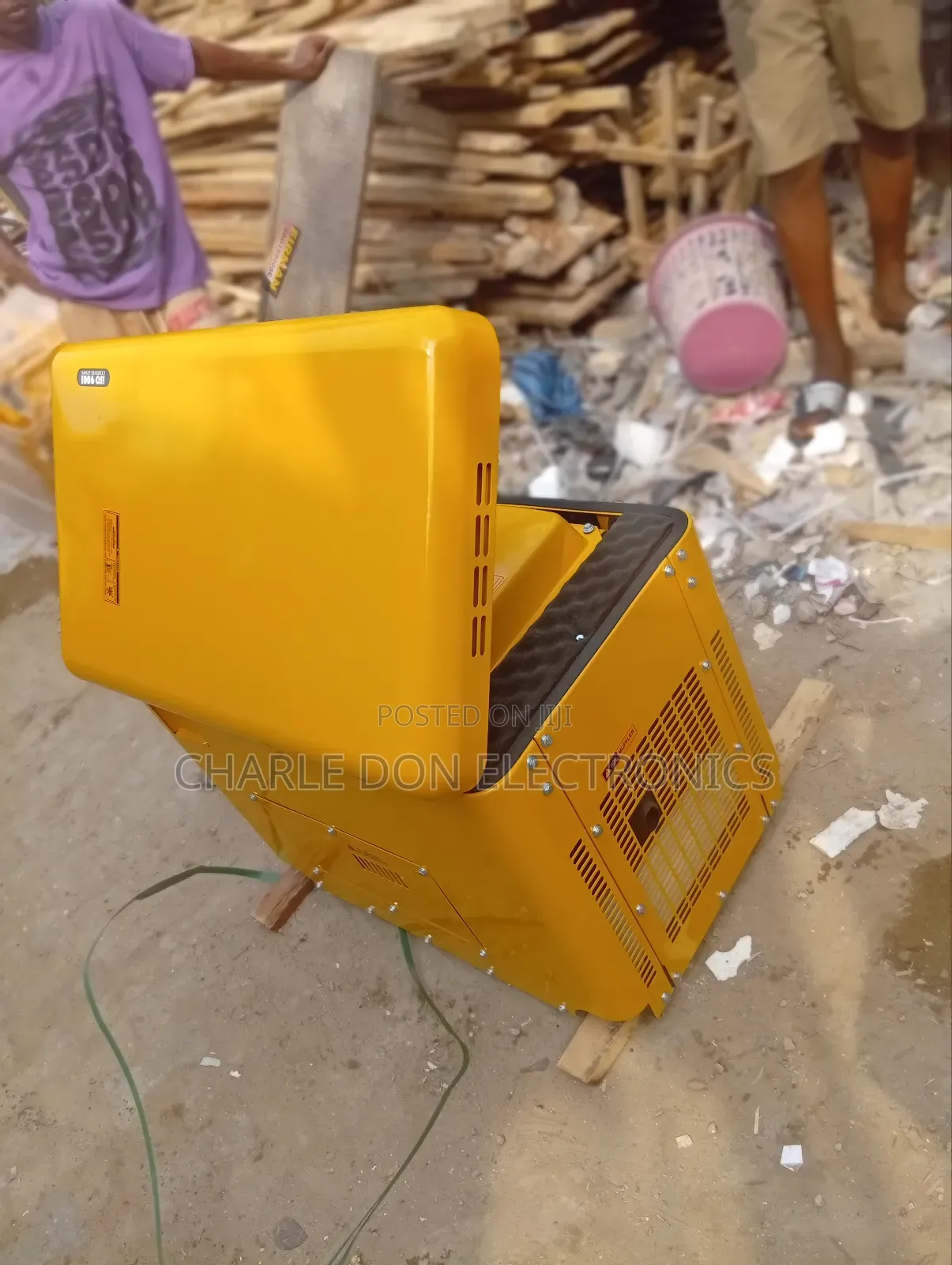 Original 12kva Diseal Soundproof Generator Atlas