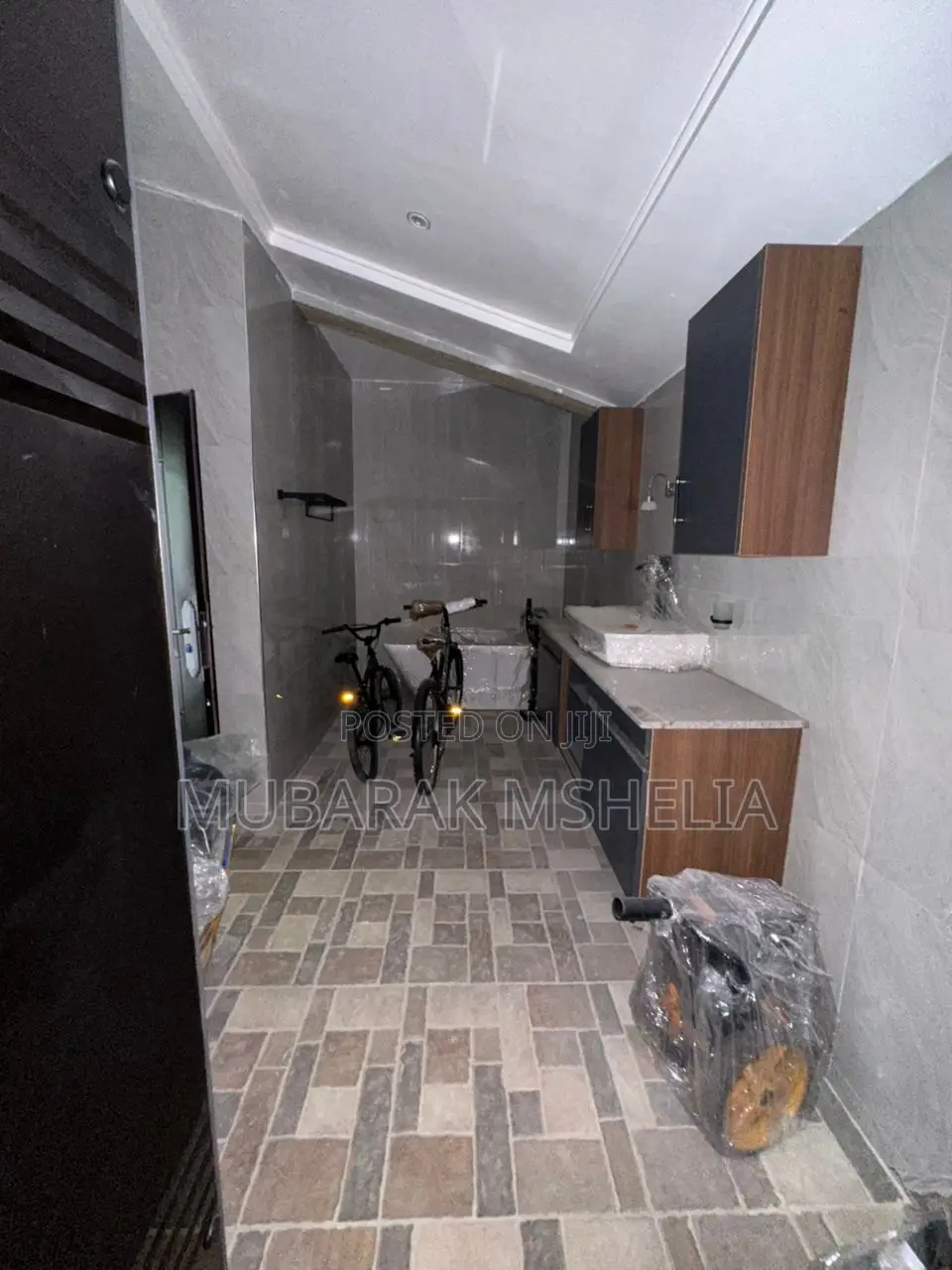 5bdrm Duplex in Wuye for sale