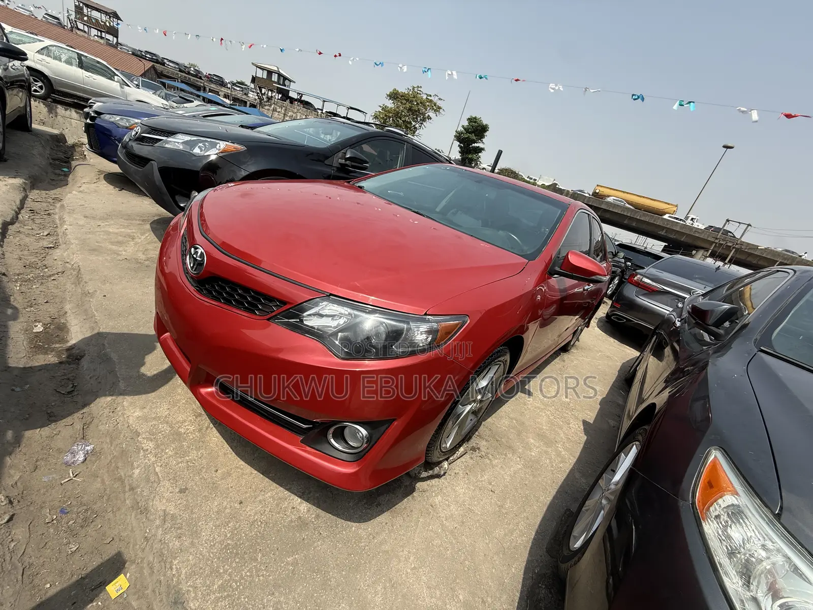Toyota Camry SE V6 4dr Sedan (3.5L 6cyl 6A) 2012 Red