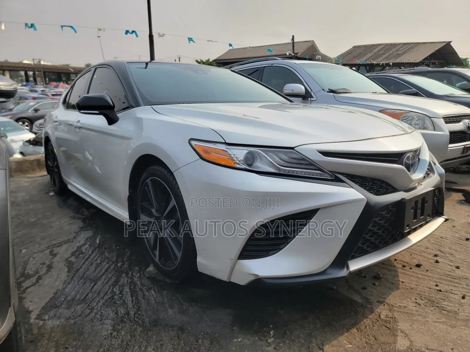 Toyota Camry XSE FWD (2.5L 4cyl 8AM) 2018 White