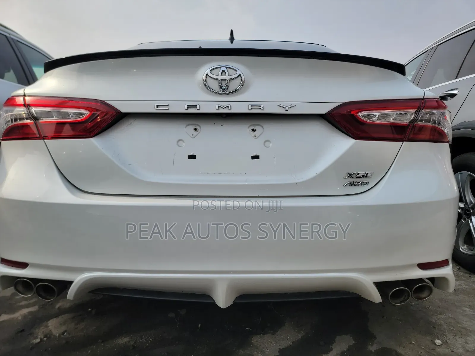 Toyota Camry XSE FWD (2.5L 4cyl 8AM) 2018 White
