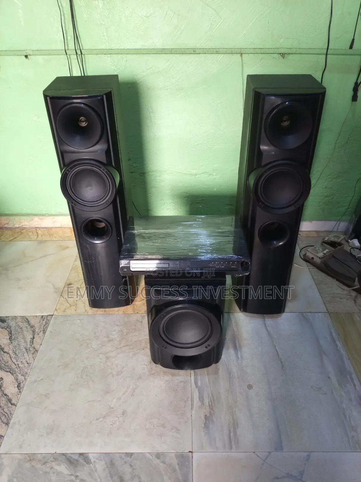 Powerful Lg Bodyguard Sound System With Woofer