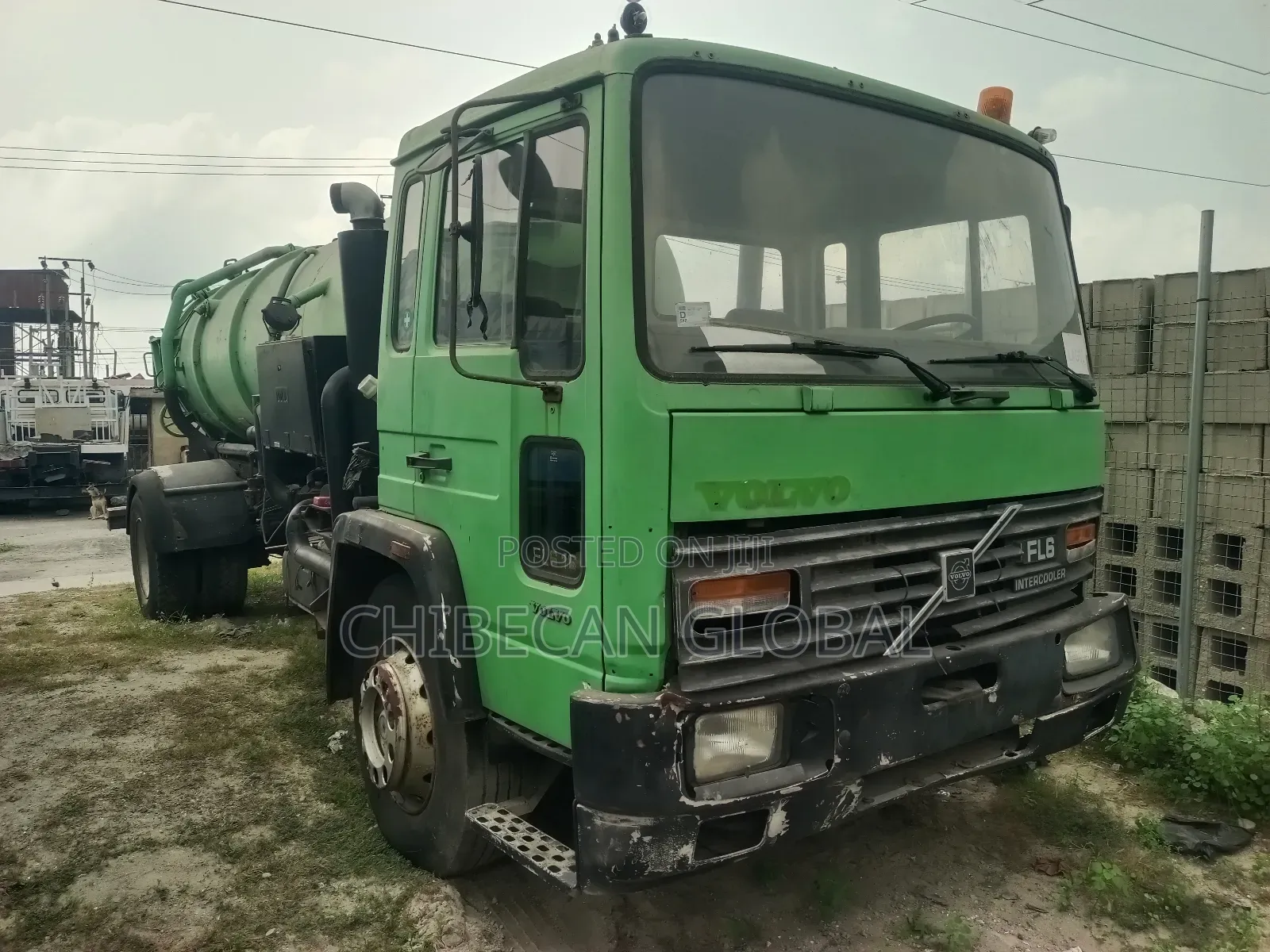 Volvo Fl6 Sewage Truck 6 Tyres (Foreign Used)